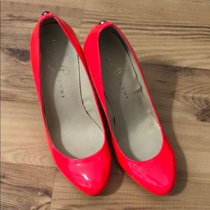 Women Pumps Neon Coral size 7